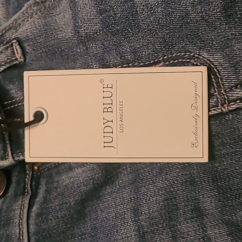 NWT judy blues distressed denim - Picture 8 of 8